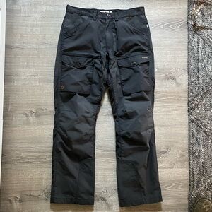 Fjällraven MEN’s Arktis Trousers, Waterproof, Insulated, Sturdy, US 32/ EU 48